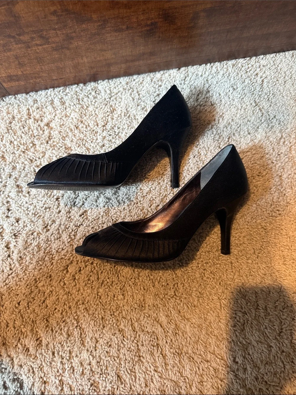 Black Peep-Toe Pleated Satin Pumps - Women